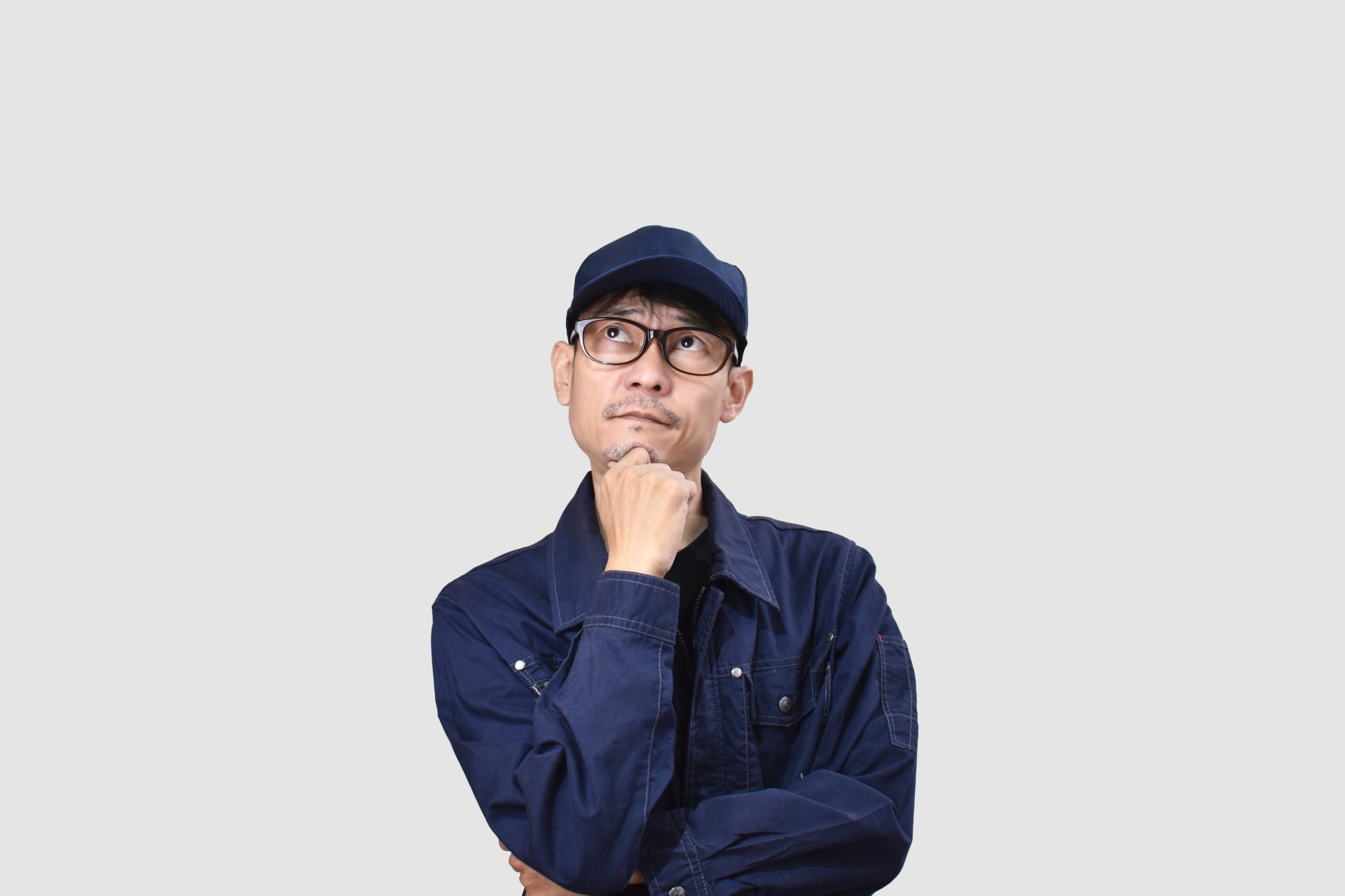 悩む人